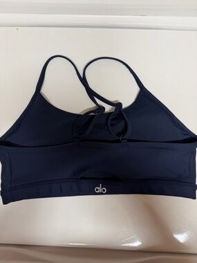 Alo airlift intrigue bra